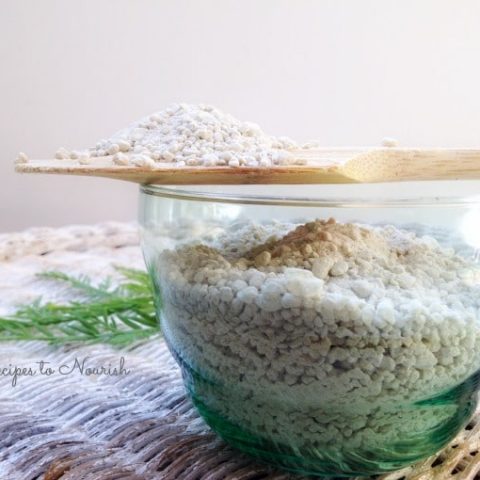 DIY Calming Detoxing Bath Salts